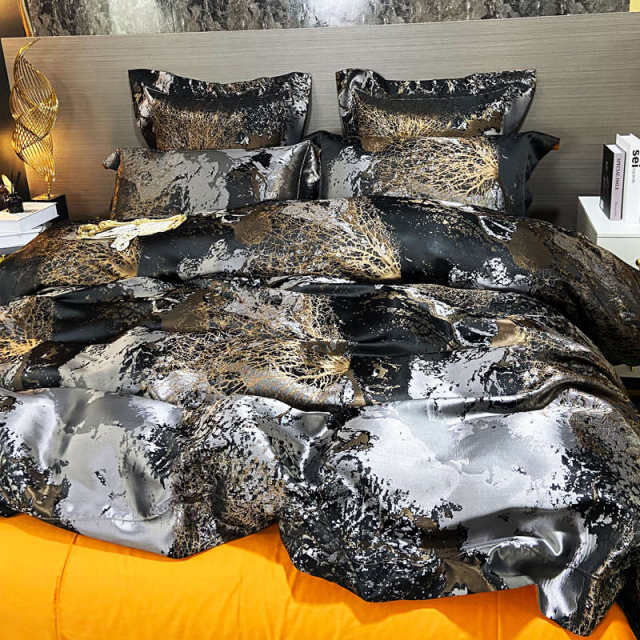High-end light luxury bedding four-piece European luxury tribute satin jacquard quilt cover sheets and bed fittings six-piece set
