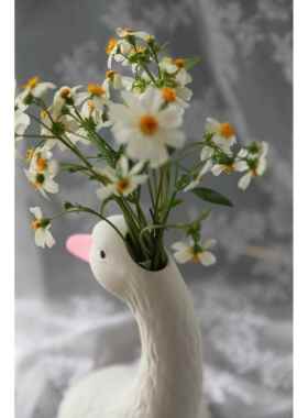 MUSe Garden 嗲嗲粉红大鹅 手绘哑光陶瓷花瓶装饰摆件