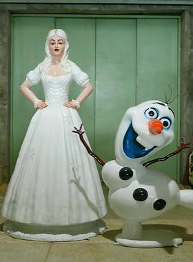 玻璃钢卡通人物雕塑雪宝冰雪女王安娜公主房地产园林装饰摆件