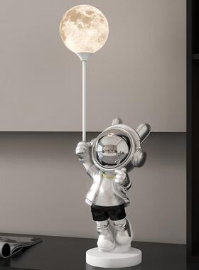比心太空宇航员桌面装饰房品摆件小夜人SKD6176卧室灯客厅装饰品