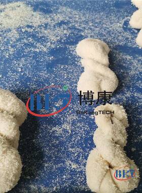 加工定制酸奶麻花上糠机自动淋水裹面包糠设备全自动麻花机