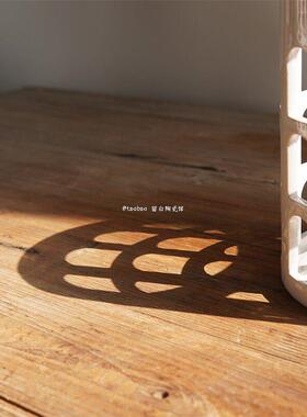 留白 美国单 Haus设计师款 建筑镂空陶瓷蜡烛台 收纳桶 花瓶 摆件