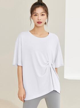 New slit pleated sports t-shirt women's top short sleeved
