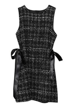 服装系列样板间服装女装全屋定制家居展厅展示服装服装配饰