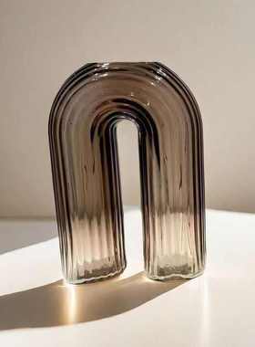 轻奢极简创意U型竖条纹玻璃花瓶客厅餐桌家居软装饰品插花摆件