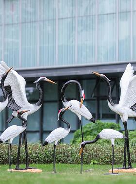 户外彷真动物仙鹤落地摆件玻璃纤维简约现代雕塑庭院草坪水池塘装