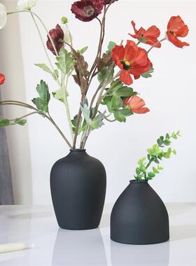 北欧侘寂风格装饰花瓶摆件现代简约家居花桶客厅铁艺插花花器极简