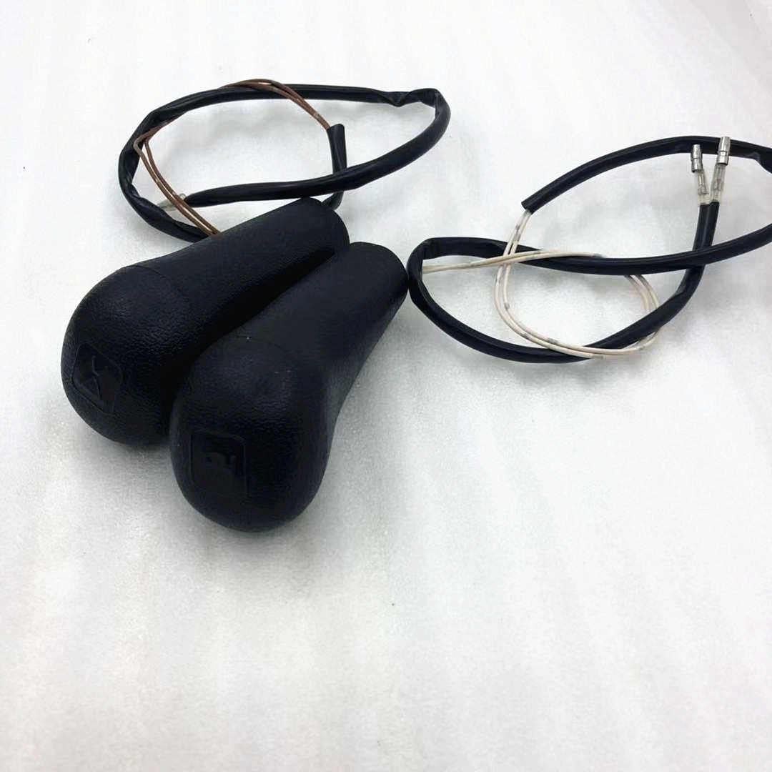 挖掘机小松PC60-7操纵杆手柄胶把手防尘套压板卡子压盖配件,淘宝优惠券,粉丝福利购,淘宝优惠卷