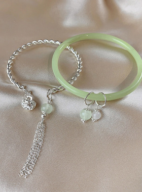 流苏铃铛手镯手环百搭简约手链