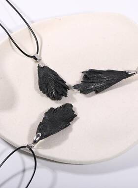 天然石原石黑碧玺吊坠水晶不规则饰品项链黑碧玺原石挂件厂家直销