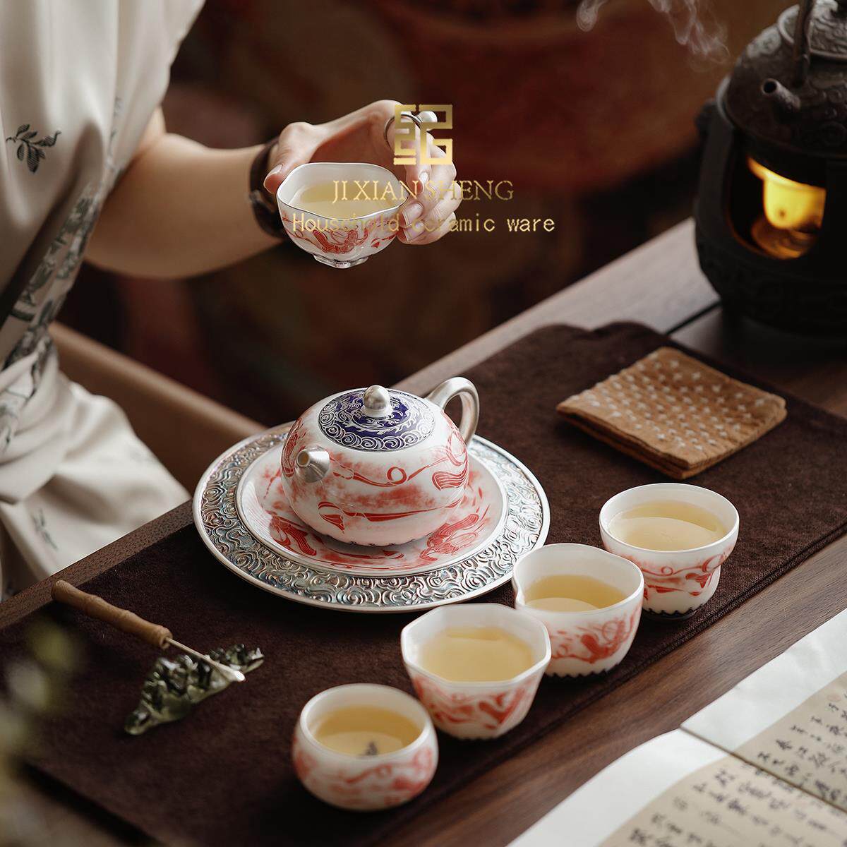 Mr. Ji's gilded Dunhuang rubbings Feitian Wufu Kungfu tea set is a high-end cultural and creative gift for elders and foreigners