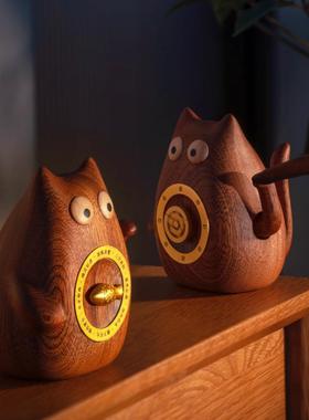 《转运神喵》实木工位桌面摆件招财猫转运创意解压生日乔迁礼物品