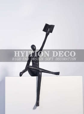 现代创意金属抽象人物看书雕塑摆件样板房售楼处客厅玄关软装饰品