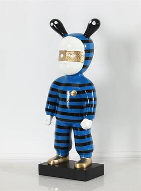 现代轻奢卡通人物雕塑装饰客厅玄关酒店大堂样板房装置艺术品摆件