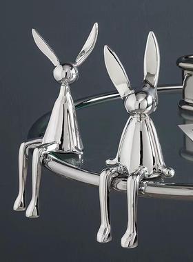 简约轻奢创意电镀银金蓝色坐姿动物兔子摆件树脂家居软装饰工艺品