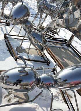 不锈钢雕塑镜面蚂蚁摆件镂空拉丝蚂蚁昆虫现货公园绿地雕塑小品