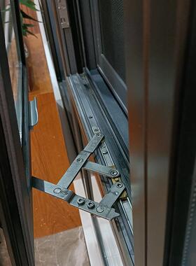 卧室断桥铝合金门窗防盗封阳台隔音窗户窗纱一体平开窗铝门窗