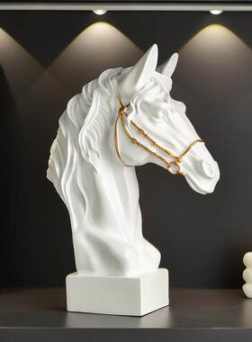 设现轻奢代马到成功意摆件马头客厅电视酒创柜家居马首是瞻摆办公