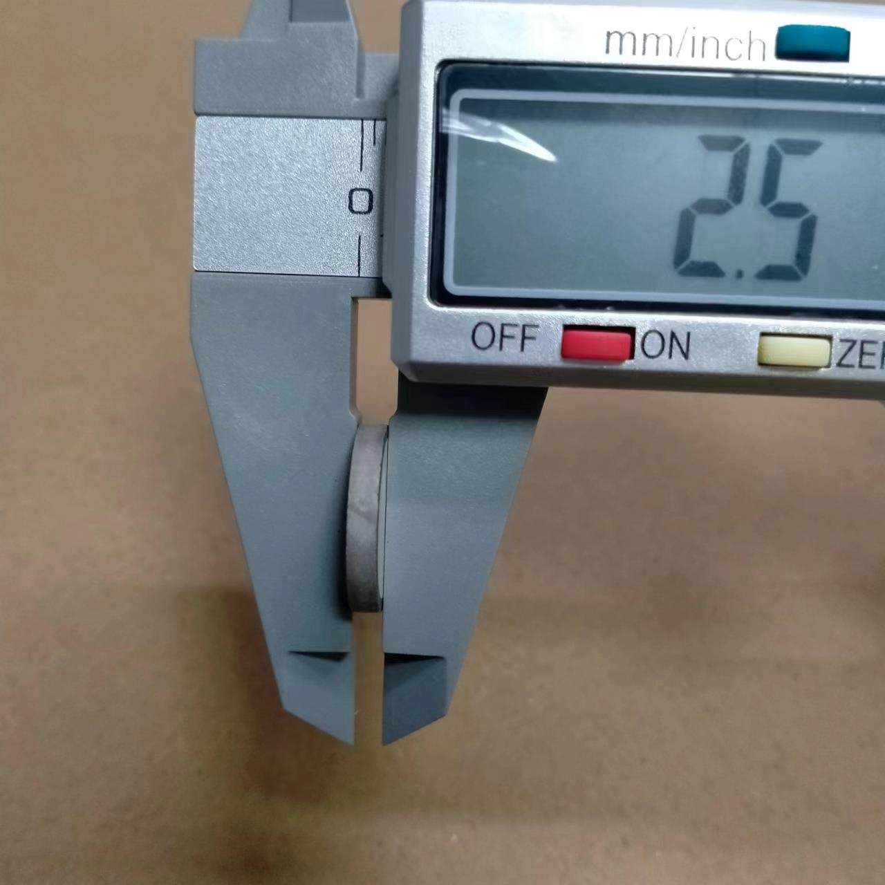 冰箱ptc启动器芯片 冰箱压缩机PTC启动器芯片 直径16MM厚度25MM,淘宝优惠券,粉丝福利购,淘宝优惠卷