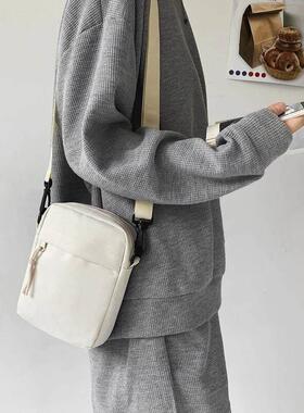 Small Crossbody Men Casual Crossbody Bag Men Sling for Shou1