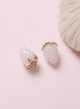 小红书同款珍珠点点小草莓饰品配件耳环项链吊坠挂件材料