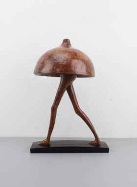 现代简约创意抽象蘑菇人物摆件客厅卧室书房样板房办公室家居饰品