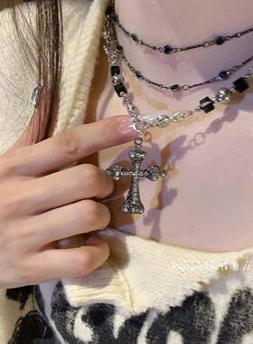 暗黑风十字架吊坠项链女级感小众设计感锁骨链颈链亚文化配饰