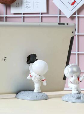办公桌摆件男士高档宇航员小摆件办公室手机支架小物件送男生生日