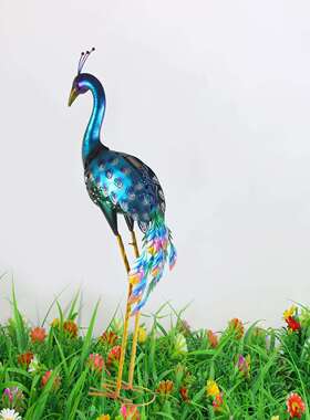 热卖铁艺孔雀太阳能立体灯适合花园草坪户外庭院装饰金属工艺品