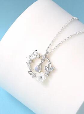 蝶恋花月光石项链女森系甜美ins锁骨链小众设计感颈链配饰品礼物