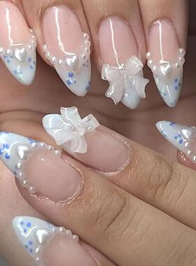 24pcs Short Almond Press on Nails White French Pearl Bow Des