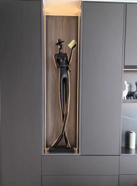 抽象人物看书长腿雕塑摆件样板房酒店电视柜客厅玄关书房铁艺术品