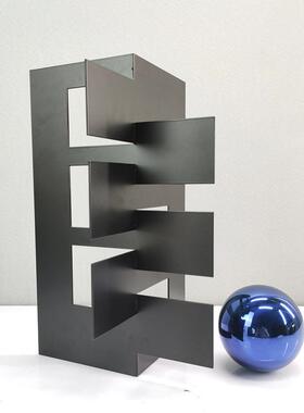 极现代简白色CHN金属体空镂屏风几何摆件客厅立样板房艺术桌面装