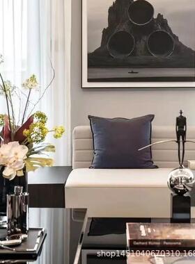 创意几何抽象金属人物摆件意式轻奢样板间售楼处博古架展示柜摆饰