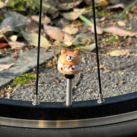 Válvula de carretera Válvula de válvula eléctrica Boquilla de aire Decoración de bicicletas Lindos accesorios para bicicletas de montaña Accesorios pequeños