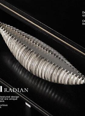 样板间书房书柜摆件意式轻奢极简高级感花瓶客厅电视柜家居装饰品