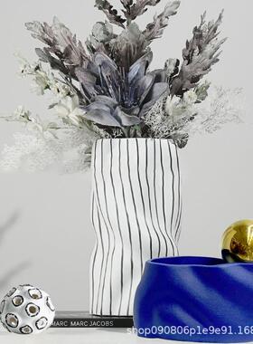 配纹组现代北欧黑PZ475白树脂花瓶软装搭合装饰品样板房售楼部家