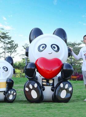 幼儿园户外草坪卡通熊猫雕塑公园花园网红拍照打卡动物相框装饰品