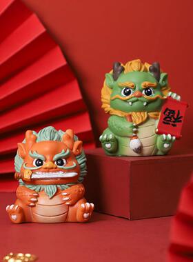 国潮纳福龙公仔龙生九R2F9B0子家居装饰办品生日礼物公工意位创桌