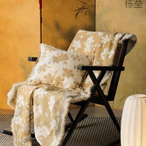 貂秋冬枕头午睡绒沙发毛毯休闲戏法盖毯保暖毯毯巷子抱毯搭枕毯 - 图3