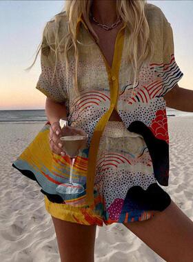 Women'S Short-Sleeve Outfit with a Beach Vacation Style