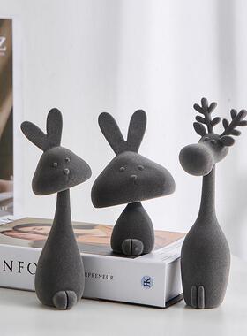 卡通植绒兔子摆件轻奢高档客厅酒柜电视柜家居软装饰品小众高级感