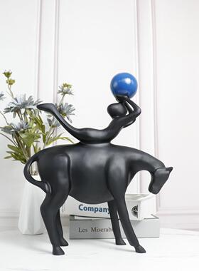 现代简约新中式牧马人摆件雕塑样板房售楼处书房客厅软装饰品