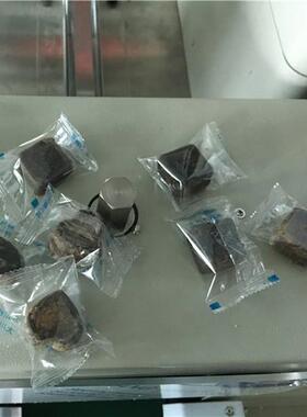 全自动枕式食品包装机冰糖黑糖块红糖块装袋机多功能糖果包装机