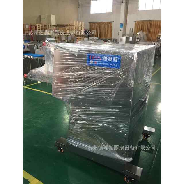 Supply of semi-automatic dough press, snack food factory, fruit and vegetable processing equipment, dough press, flour kneading machine