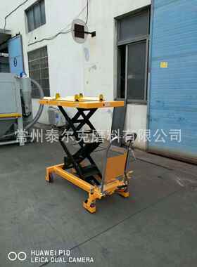 江苏厂家销售模具转盘喷砂机模具手动打砂机模具手动喷砂机