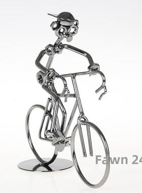 时尚金属单车模型骑自行车铁人摆件浪漫家居装饰品铁艺人物工艺品