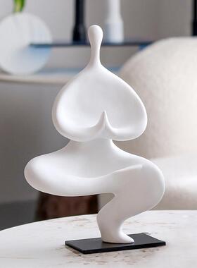 北欧瑜伽人物雕塑摆件样板间办公室客厅桌面创意现代艺术软装饰品