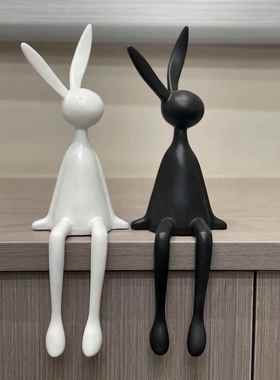 简约现代客厅酒店大堂创意黑白长耳朵坐姿兔子样品房软装摆件礼盒