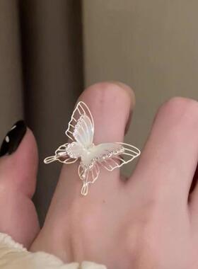 粉色渐变双层手饰镂空蝴蝶戒指夏天小众简约绝美高颜值清冷感指环